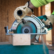 MAKITA RS002GZ Аумулаторен ръчен циркуляр без батерии и зарядно устройство 40 V ф260 мм
