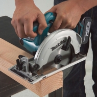 MAKITA DSS611Z Акумулаторен ръчен циркуляр без батерии и зарядно устройство 18 V ф165 мм