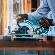 MAKITA RS001GZ Акумулаторен ръчен циркуляр без батерии и зарядно устройство 40 V ф185 мм