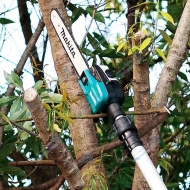 MAKITA UA003GM101 Акумулаторен телескопичен верижен трион 40 V 4 Ah 30 см